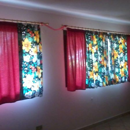 Sperone Hotel Mandra Capreria Kültér fotó