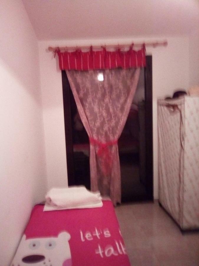 Sperone Hotel Mandra Capreria Kültér fotó